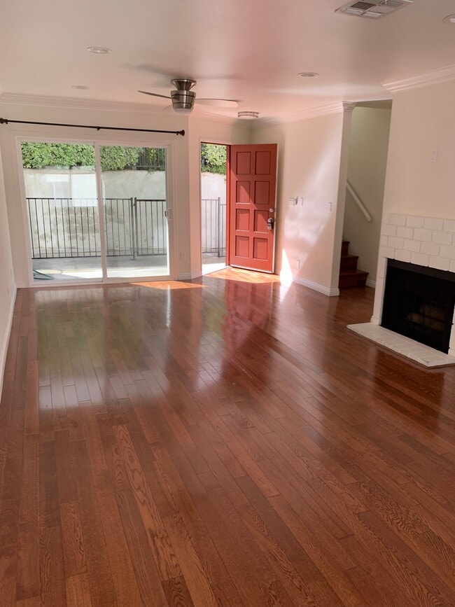 Photo - 1101 Laveta Terrace Unit 10