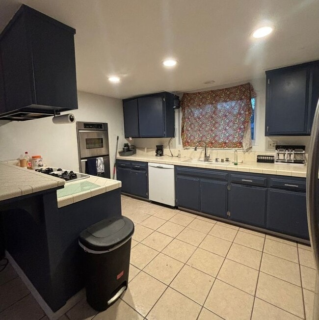 Photo - 12 S Wendy Dr