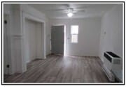 Photo - 337 W 8th St House