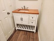 Photo - 914 N Olive St