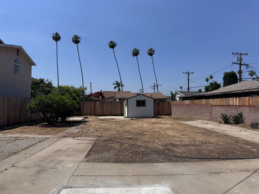 Photo - 319 N Rowan Ave