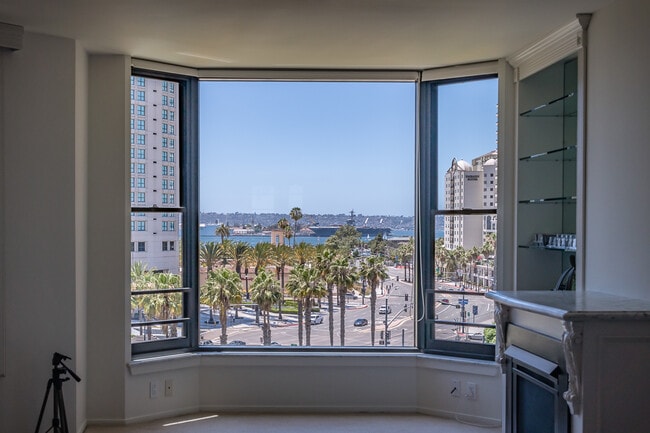 Photo - 500 W Harbor Dr Condo Unit 720