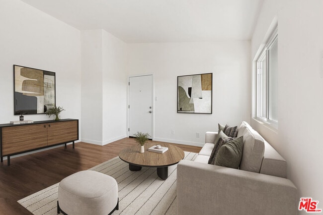 Photo - 836 Ashland Ave Unit 6