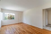 Photo - 5618 Riverton Ave