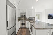 Photo - Coastal Corner Loft, Quiet, Bright & Stylish Unit #301