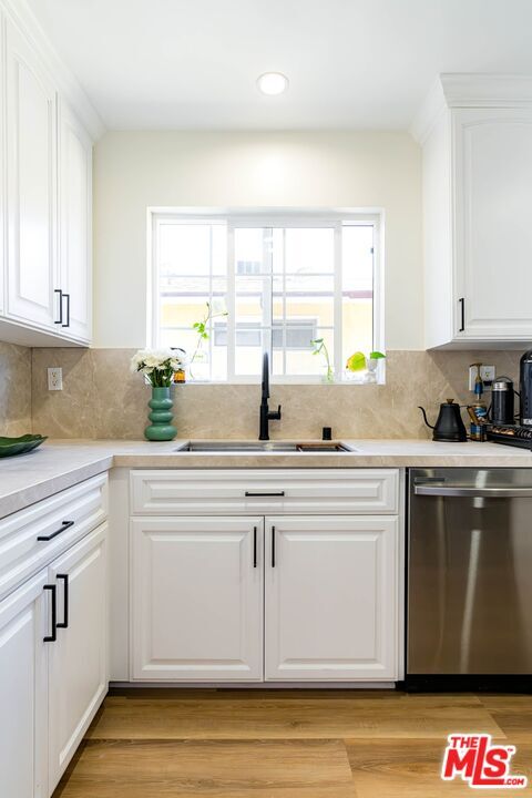 Photo - 12023 Collins St