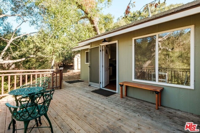 Building Photo - 800 N Topanga Canyon Blvd