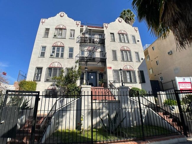 Photo - 316 S Berendo St Unit 109