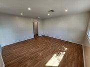 Photo - 10449 Cantara St