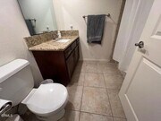 Photo - 960 Murdoch Ln