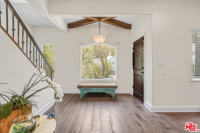 Photo - 1042 S Stanley Ave