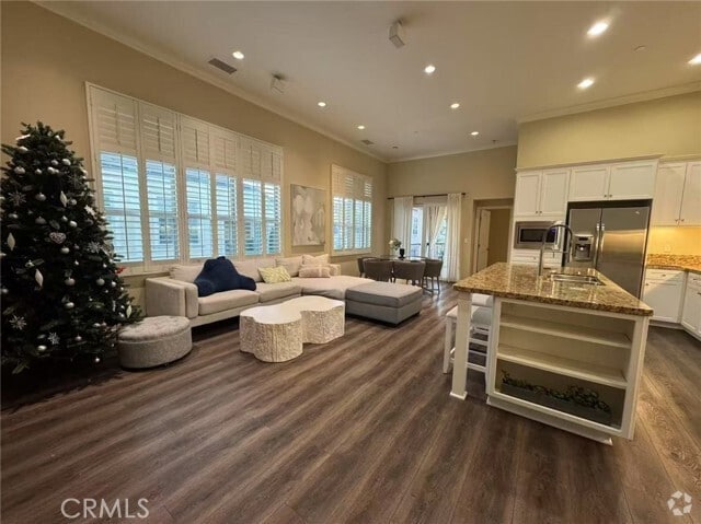 Building Photo - 68 Overbrook Rental