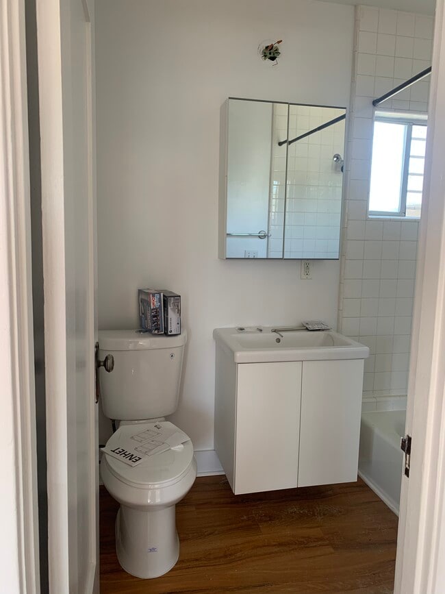 Bathroom - 1113 Mohawk st.