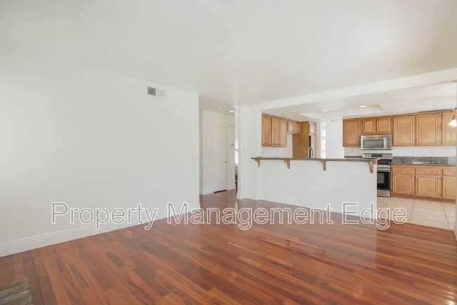 Photo - 30135 Vía Palermo