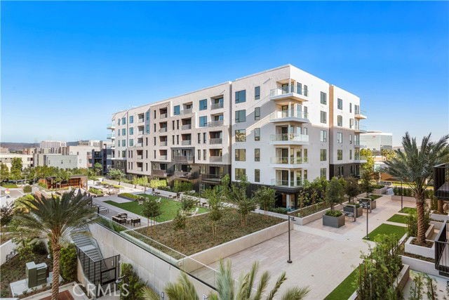 Photo - 3404 Rivington