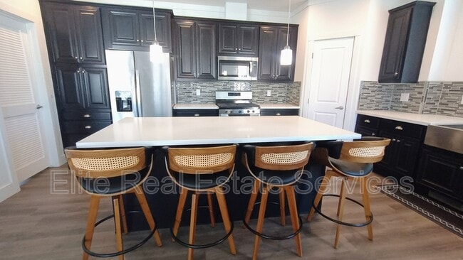 Photo - 1053 Madison Ave