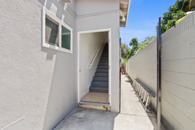 Photo - 1337 E South St Unit 1337