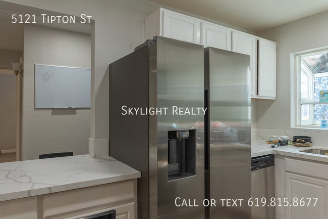 Photo - 5121 Tipton St