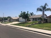 Photo - 1055 N Belden Ave House
