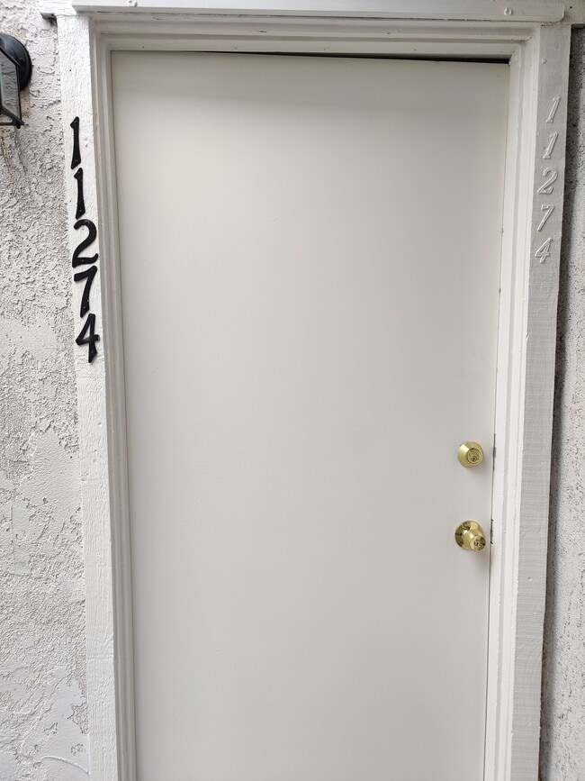 Photo - 11274 Parkside Ln