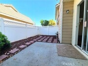 Photo - 25670 Huron St