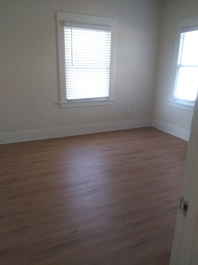 Photo - 926 Long Beach Blvd Unit 926