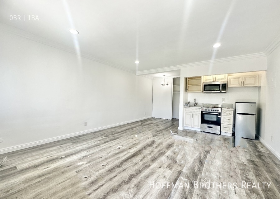 Photo - 14024 Oxnard St Unit 20