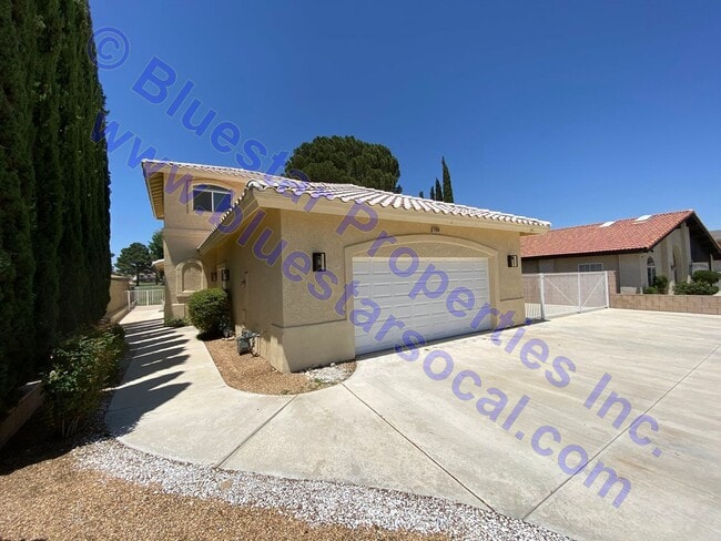 Beautiful 2 Bedroom 3 Bath on the Golf Cou... - Beautiful 2 Bedroom 3 Bath on the Golf Cou... House
