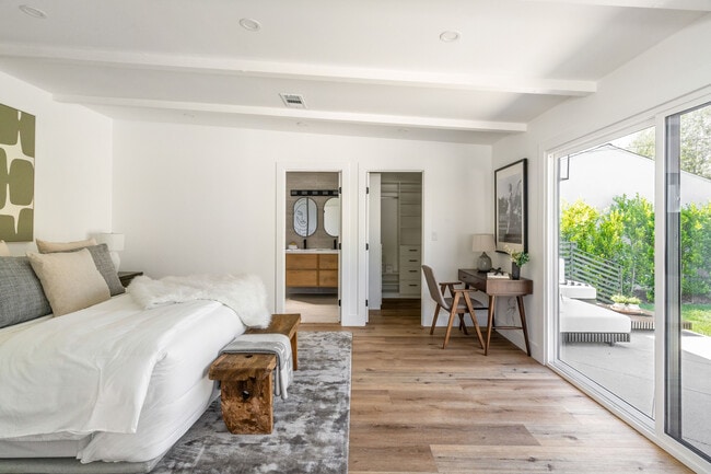 Photo - 6525 W 85th St