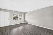 Photo - 445 W 15th St Unit 15