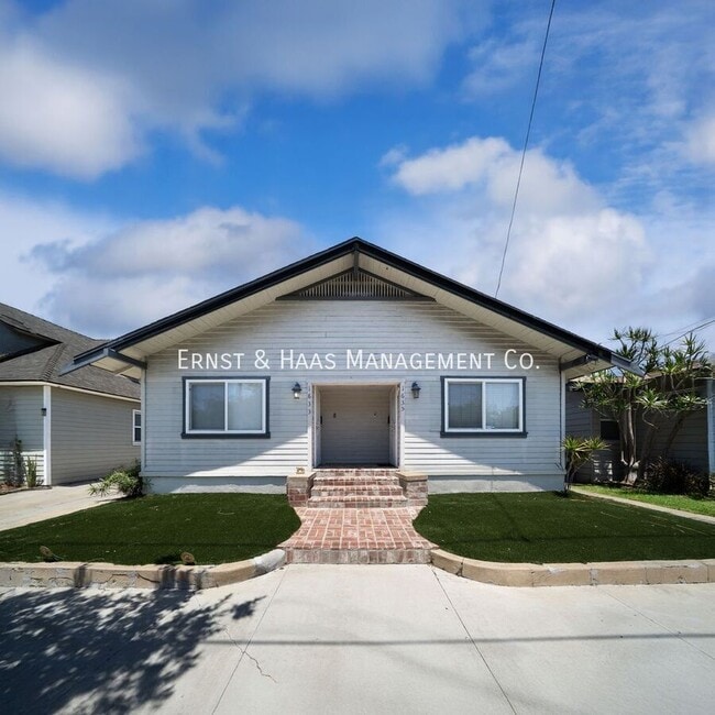 Photo - 1635 E Erie St