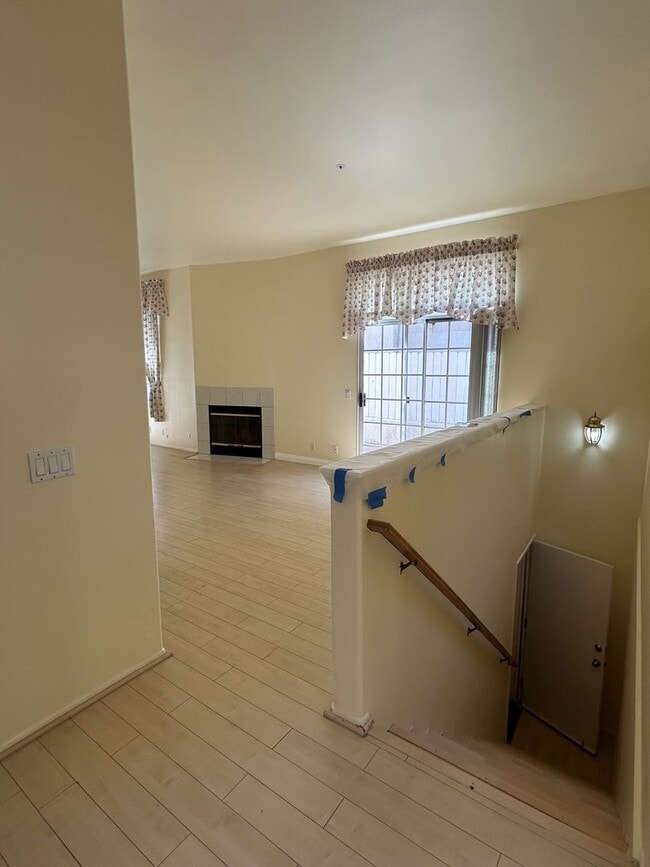 Photo - Cozy 3 bedroom Condo in the most demanded ... Unit A