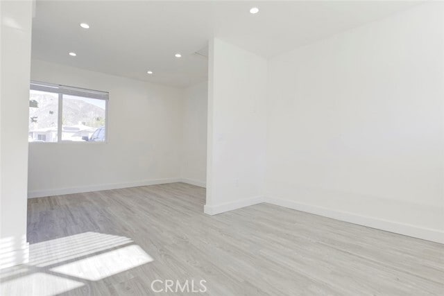 Photo - 7846 Kyle St