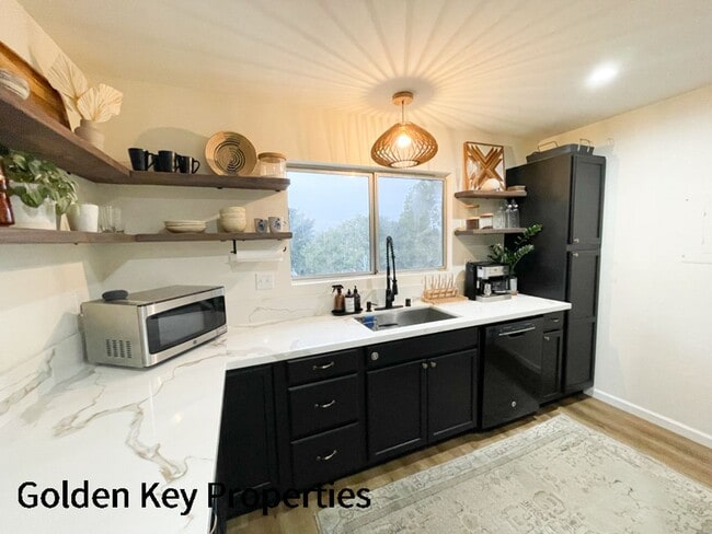 Photo - Stunning remodeled townhome in Quail Ridge in Oceanside!