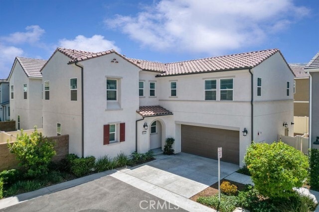 Building Photo - 4041 Pomelo Dr