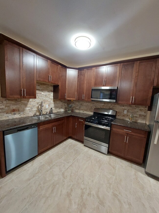 Photo - 709 Vale View Dr