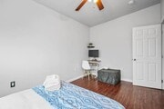 Photo - 728 Stepney Pl House