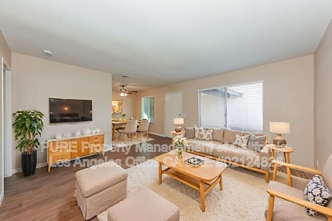 Building Photo - 23815 Hemlock Ave