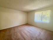1stMstrSuiteBedroom - 11819 Kiowa Ave Apartments