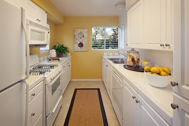 Photo - Windwood Knoll Apartment Homes