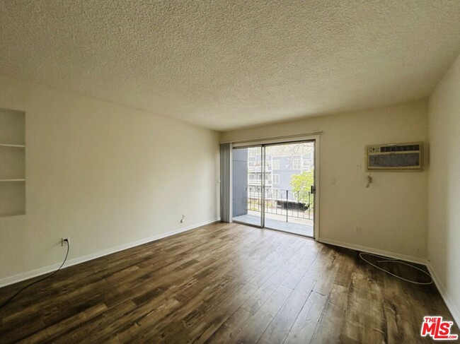 Photo - 1827 Veteran Ave Condo Unit 15