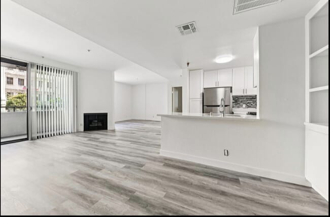 Photo - Kenmore Towers