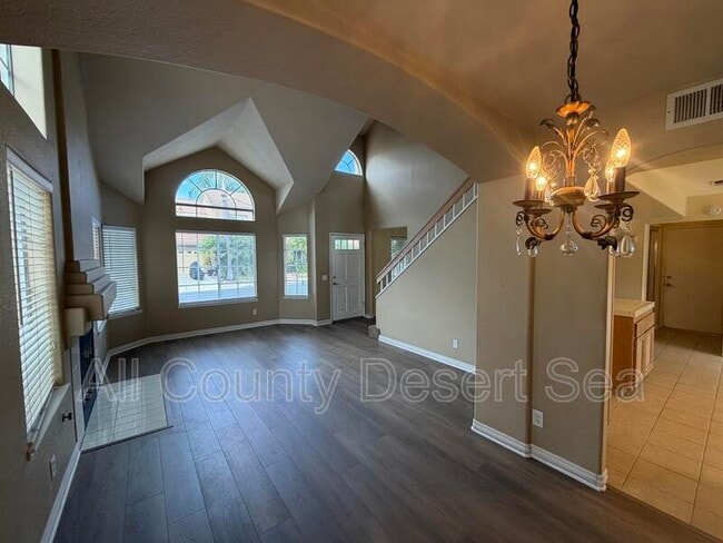 Photo - 12 St Moritz St
