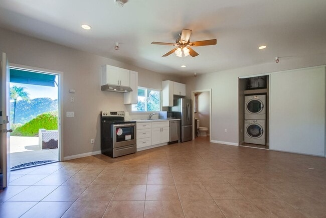 Photo - Peaceful Escondido 1BR with a full kitchen, bathroom and washer&dryer