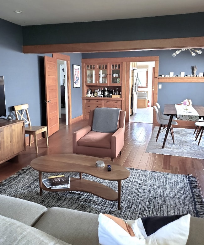 Photo - 316 W Victoria St