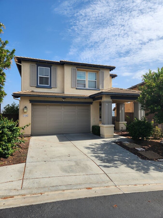 Photo - Top of the hill, Large La Mesa Home with a cool Westward View!