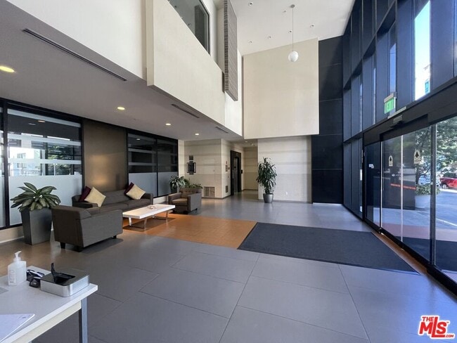 Photo - 1234 Wilshire Blvd Unit 235