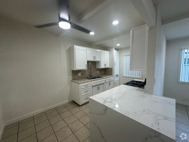 Building Photo - Remodeled 1 Bedroom Unit 1443 Rental