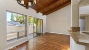 Photo - 10331 Lindley Ave