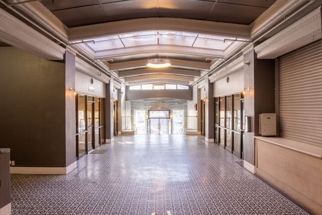 Photo - The Charleston Apartments